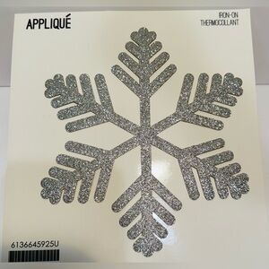 Appliqué Silver Glitter Snowflake Iron On Patch BNWT